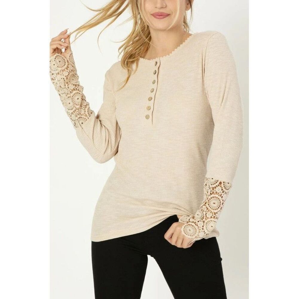 Women's Ribbed Beige Long‎ Sleeve Tee with Lace Trim on Neck and Cuffs Sz Small